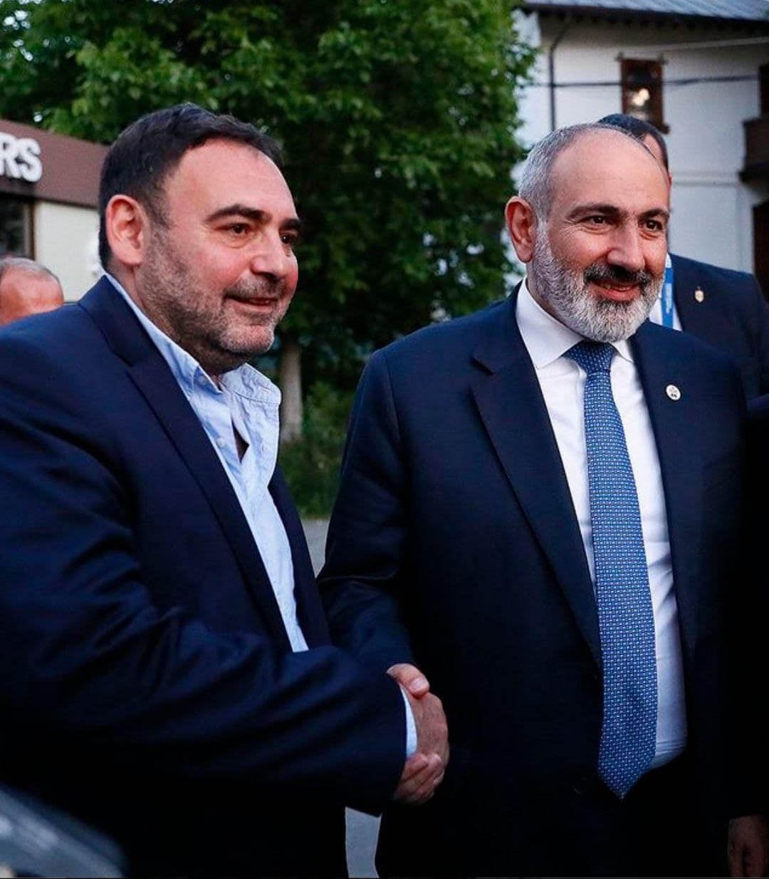 Марк Ткачук встретился с премьер-министром Армении Николой Пашиняном
